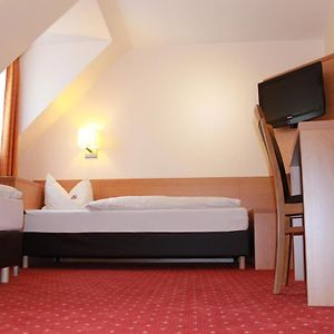 Kamer met een Queen Size Bed